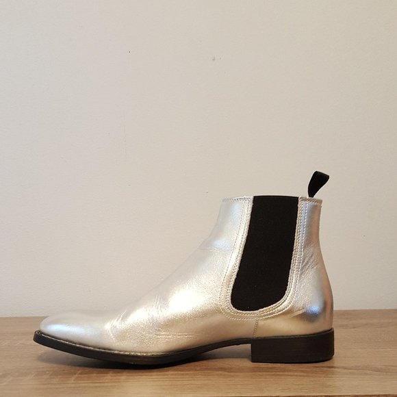 Zara Other - Men's US size 7 Euro 40 Silver Chelsea boot